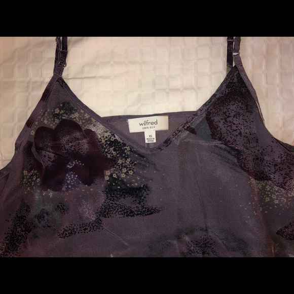 Wilfred (Aritzia) 100% Silk Cami Tank XS - Picture 2 of 5